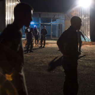 Grupos armados secuestran a funcionarios en Camerún