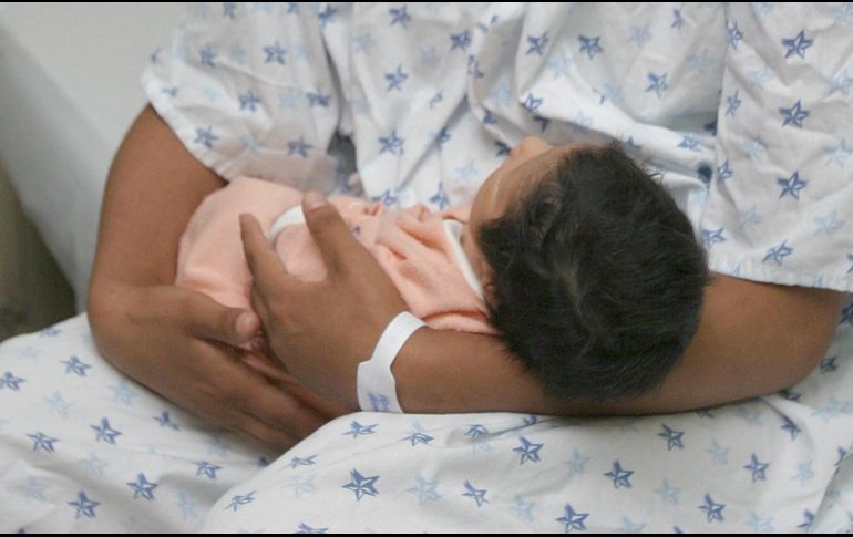 Al nacer, la bebé pesaba cuatro kilos 60 gramos, luego de la operación para retirar el tumor alcanzó un peso de dos kilos 460 gramos. EL INFORMADOR / ARCHIVO