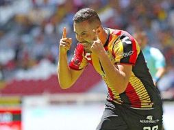 El atacante señaló que los Leones Negros han podido ubicarse en los primeros lugares de la clasificación gracias su futbol ofensivo y aguerrido. TWITTER / @LeonesNegrosCF