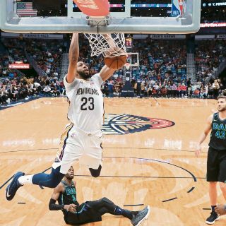 Anthony Davis levanta el vuelo de Nueva Orleáns