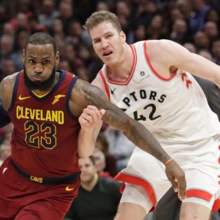 Cavaliers vencen a los Raptors