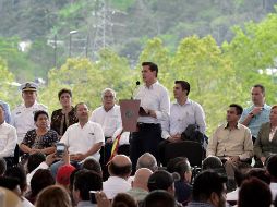 Peña Nieto advirtió que el gobierno defiende la reforma energética de manera 