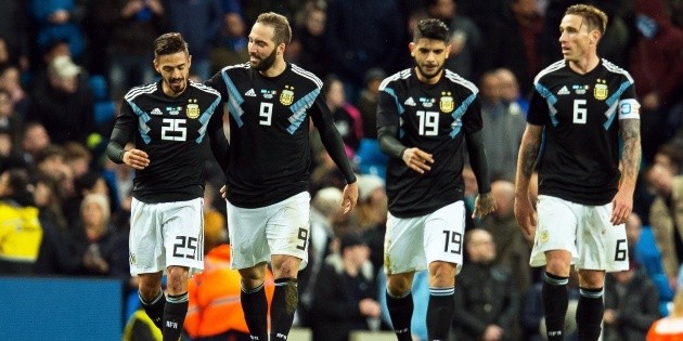 Sin Messi, Argentina derrota a Italia en amistoso