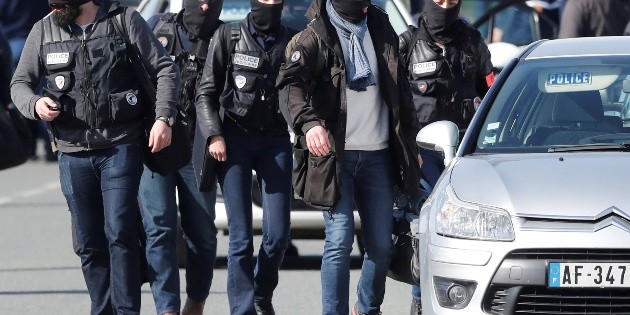 Tres muertos en ataque reivindicado por el EI en Francia