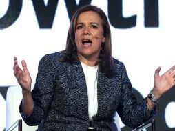 Margarita Zavala Gómez del Campo cumple con el umbral de firmas exigido al contar con un total de 870 mil 170 apoyos ciudadanos válidos distribuidos en 21 entidades. SUN / ARCHIVO