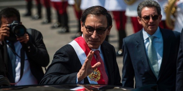 Mart&iacute;n Vizcarra propone tregua y lucha contra corrupci&oacute;n en Per&uacute;