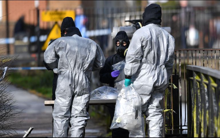 Londres afirma que Serguei Skripal, ex agente doble ruso, y su hija Yulia, fueron envenenados el 4 de marzo en Salisbury con una sustancia de acción nerviosa desarrollada por Rusia. AFP / B. Stansall