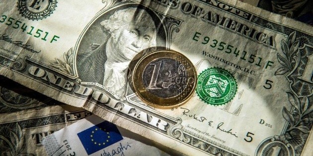 D&oacute;lar termina sesi&oacute;n con alza marginal