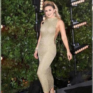 Aracely Arámbula sorprende con foto en bikini