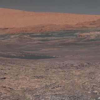 Robot Curiosity suma dos mil amaneceres marcianos