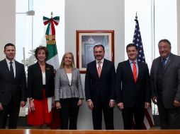 El canciller y Kirstjen Nielsen participaron en la firma de un Memorándum de Entendimiento entre el SAT y el CBP. TWITTER / @SRE_mx