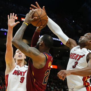 El Heat domina a los Cavaliers