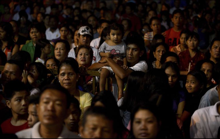 En estas fechas, diversos puntos del país celebran procesiones multitudinarias, factor que podría facilitar un atentado, por lo que la seguridad se reforzará. AFP/ARCHIVO