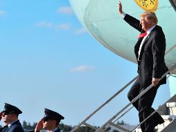 Trump se reunió en Florida con su esposa Melania y su hijo Barron. AFP / N. Kamm
