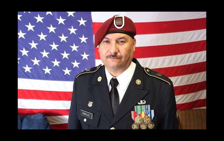 Héctor Barajas sirvió en el Ejército de EU entre 1995 y 2001. TWITTER / @RedTRaccoon