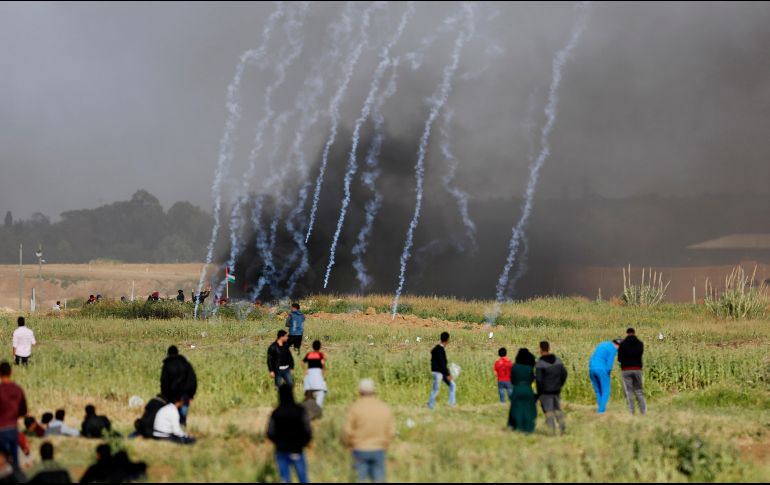 Al menos 16 palestinos murieron durante los enfrentamientos y más de mil 400 resultaron heridos. AP / H. Moussa