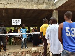 La Policía mantiene un despliegue policial para asegurar que la jornada transcurra de forma pacífica. AFP/I. Sannogo