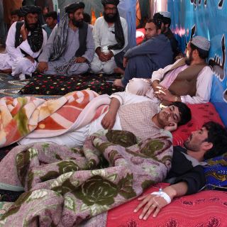 Jóvenes mantienen huelga de hambre al sur de Afganistán