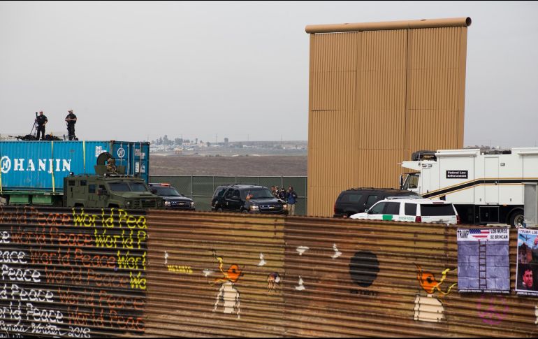 El mandatario de EU ha insistido en construir una barrera a lo largo de toda la frontera de tres mil 300 kilómetros. NTX / ARCHIVO