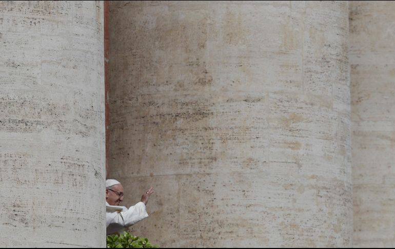 El Papa Francisco imparte la bendición 
