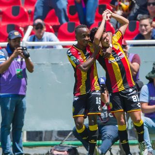 Leones Negros vence a San Luis y va a la Liguilla