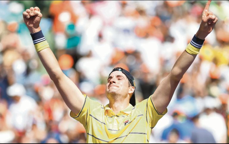 John Isner es el primer estadounidense desde Andy Roddick, en 2010, en ganar el Abierto de Miami, además lo hizo en el último año del torneo en Cayo Vizcaíno. AFP/M. Reaves