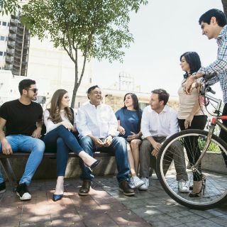 Salvador Cosío promete más recursos para los jóvenes