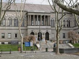 Entre los libros robados destacan las primeras ediciones de libros de Isaac Newton y Adam Smith. ESPECIAL / triblive.com