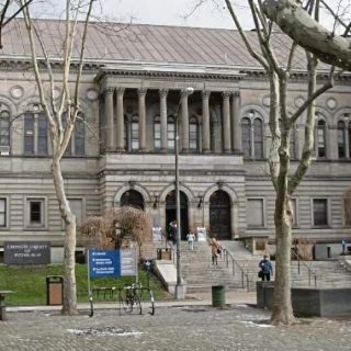 Roban 314 libros "raros" de la biblioteca en Pittsburgh