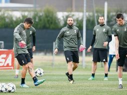 Paulo Dybala (izquierda), quien está en la agenda del Real Madrid para la próxima temporada, “hará un gran partido”, indicó el técnico de la Juventus. EFE