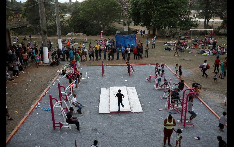 El gobierno de México dijo el lunes que esta caravana tiene lugar en tiempos de Semana Santa desde el 2010, y se integra básicamente por migrantes de Guatemala, Honduras y el Salvador, 