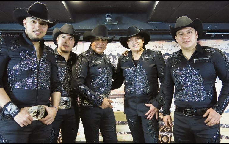 Bronco. El conjunto se encuentra en Estados Unidos afinando los detalles de su nueva gira. AFP