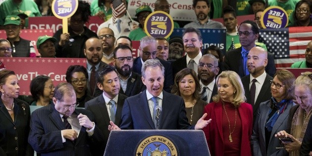 Estados demandan por pregunta de ciudadan&iacute;a en censo de EU