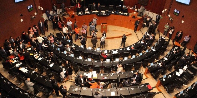 Senado aumenta a 15 d&iacute;as plazo para derecho de r&eacute;plica