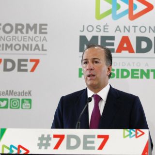Meade presenta su declaración "7 de 7" para certificar su patrimonio