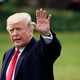 Trump aplaude a México por disolver caravana de migrantes