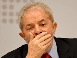 Se le condena a Luiz Inácio Lula da Silva a 12 años de cárcel por corrupción.  AP / ARCHIVO