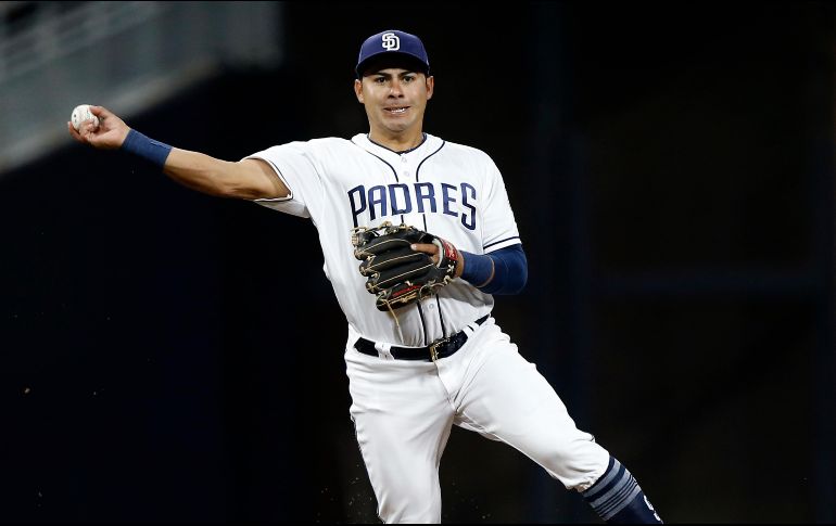 Christian Villanueva. El tercera base de los Padres de San Diego también tiene brazo de cañonero. AP/A. Gallardo