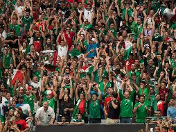En cualquier rincón del mundo siempre hay fanáticos mexicanos, y en la Copa del Mundo habrá miles apoyando al Tricolor. MEXSPORT/J. Martínez