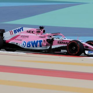 "Checo" Pérez tiene difícil primera práctica libre en GP de Bahréin