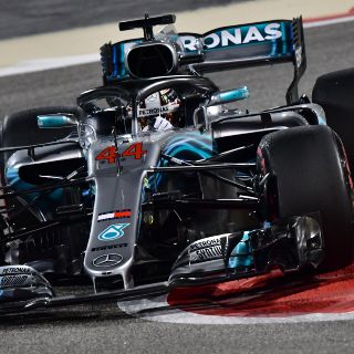 Hamilton, sancionado con cinco puestos en Bahréin