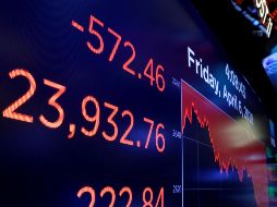 El Dow Jones, principal indicador del mercado, retrocedió 572.46 puntos. AP / R. Drew