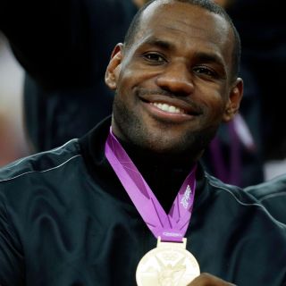 LeBron y Durant, en convocatoria preliminar de EU para olimpiadas