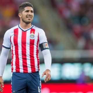 La Concacaf suspende dos partidos a Jair Pereira, de Chivas