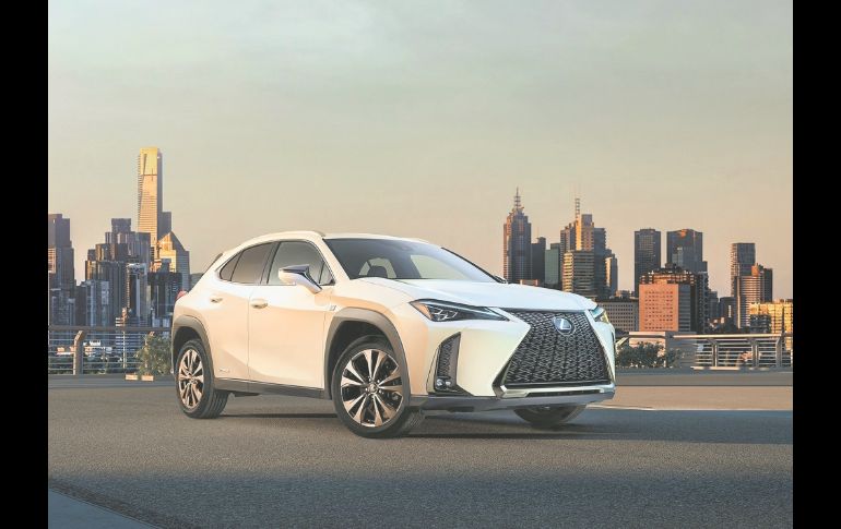 Lexus vio la necesidad de crear una SUV compacta, y la encontró en la totalmente nueva UX 2019.