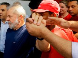 Lula da Silva, de 72 años de edad y dos veces presidente de Brasil, iniciaría el cumplimiento de la pena de 12 años y un mes de cárcel por corrupción y lavado de dinero. AP / N. Antoine