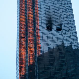 Incendio en Torre Trump en Nueva York deja al menos 4 heridos