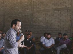 Clemente Castañeda. Los aspirantes al senado visitaron La Barca, Ameca y Atotonilco El Alto. FACEBOOK/clementech