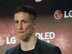 ''No ha sido una decisión sencilla, pero me sentía con la obligación de decírselo a la afición'', dijo Torres, de 34 años, en el marco de un acto publicitario en Madrid. EFE / J. Lizón