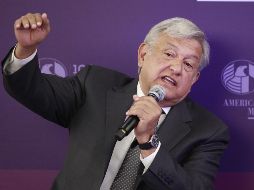 López Obrador destacó que no se puede mantener la certidumbre en las finanzas públicas a costa de convertirse en cómplices de la corrupción. EFE / J. Méndez